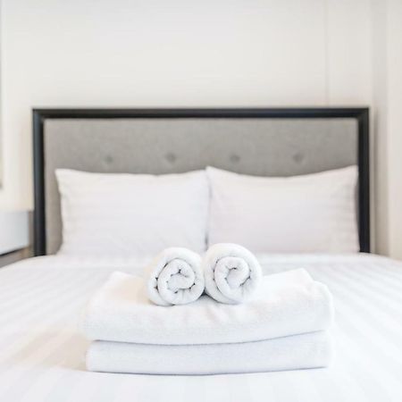 The Nest Sukhumvit 22 By Favstay Bangkok Exteriör bild