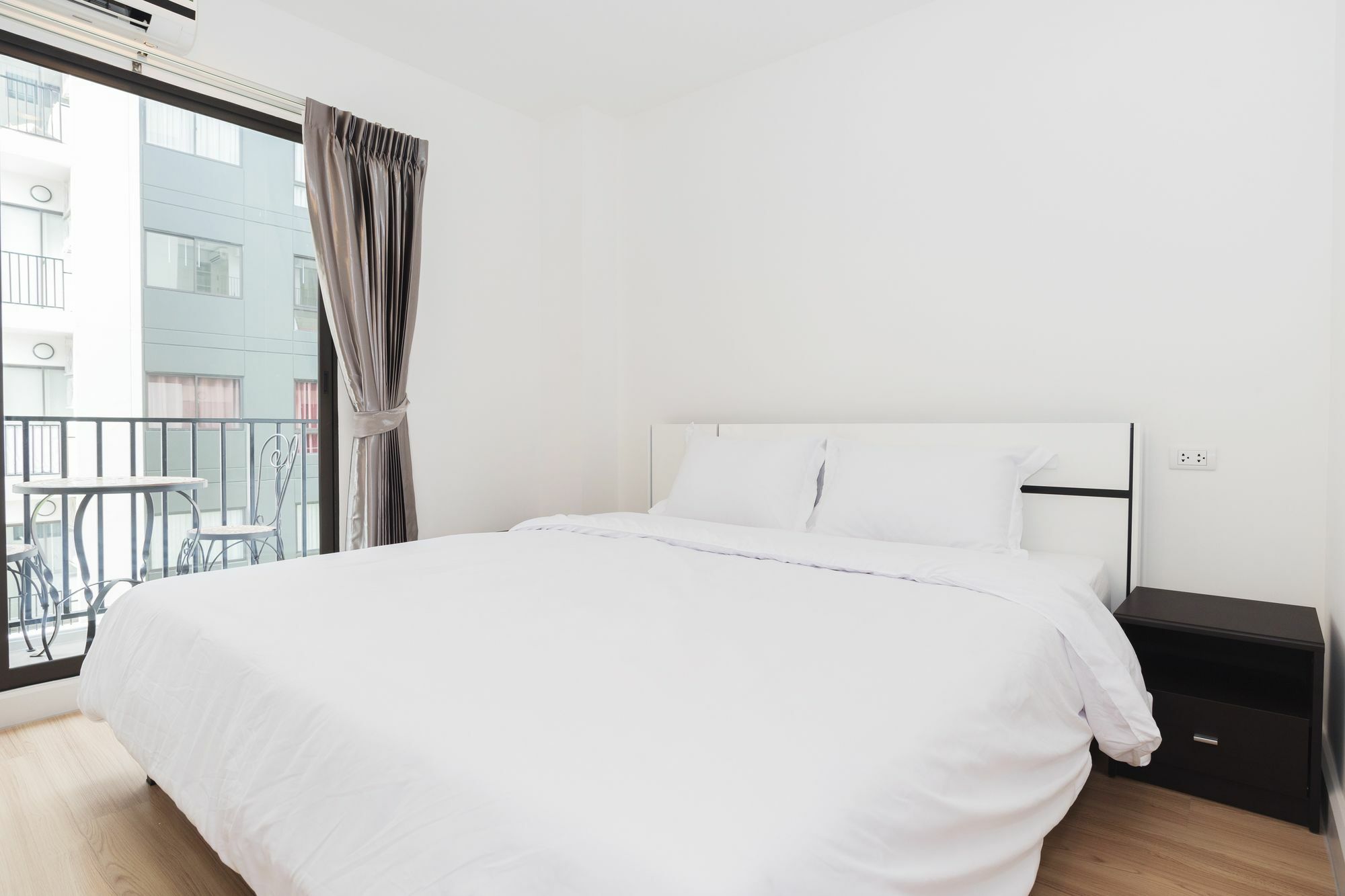 The Nest Sukhumvit 22 By Favstay Bangkok Exteriör bild